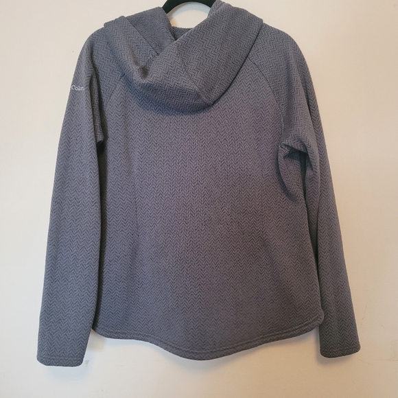 Columbia Sweatshirt - Picture 2 of 3